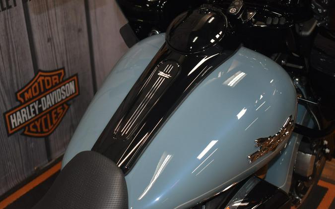 FLTRT 2024 Road Glide 3