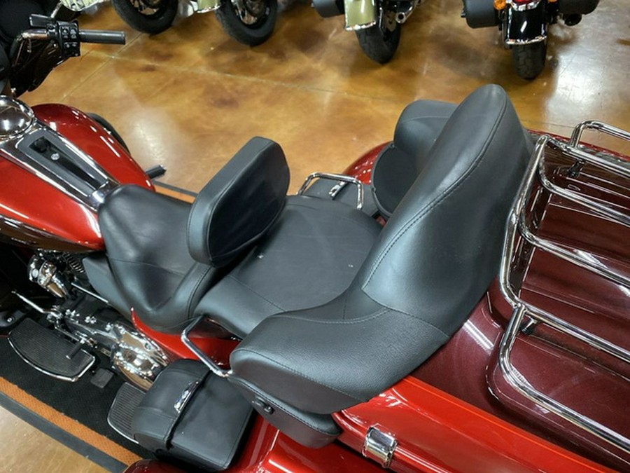 2018 Harley-Davidson Trike FLHTCUTG - Tri Glide Ultra