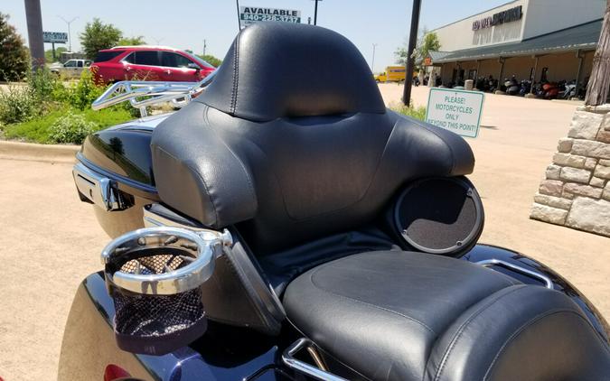 2019 Harley-Davidson Tri Glide Ultra Midnight Blue/Barracuda Silver