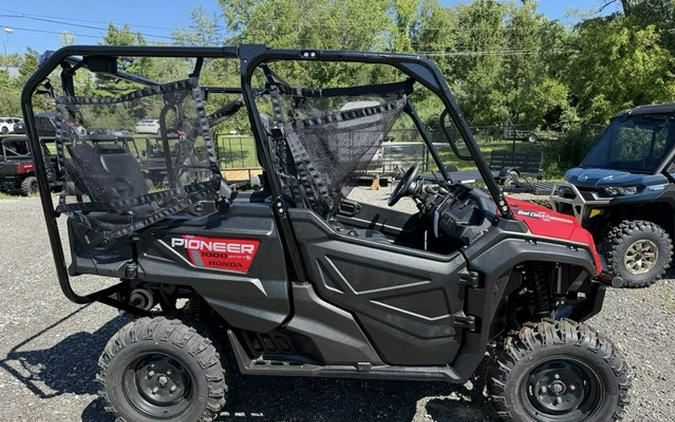 2025 Honda Pioneer 1000-5