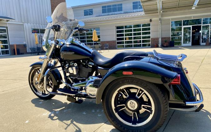2020 Harley-Davidson Freewheeler Vivid Black