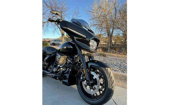 2025 Harley-Davidson® Street Glide® Base