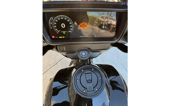 2025 Harley-Davidson® Street Glide® Base