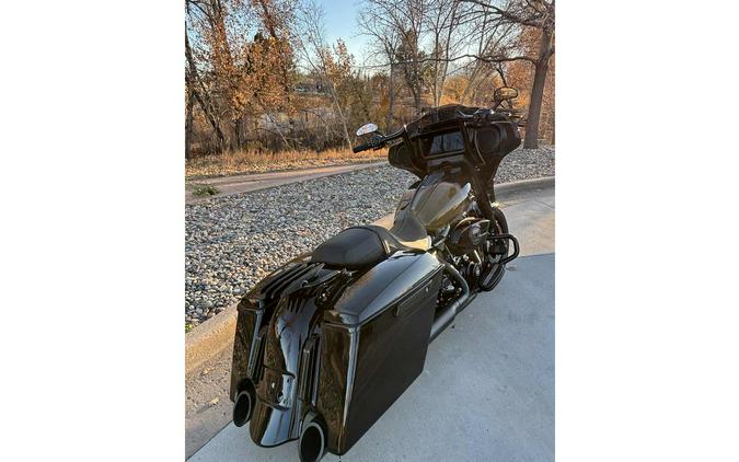 2025 Harley-Davidson® Street Glide® Base