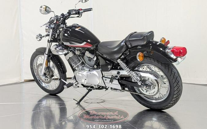 2026 Yamaha XV250T1B