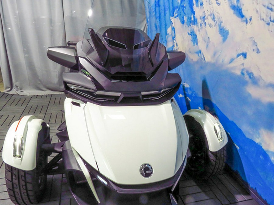 2026 Can-Am Spyder RT