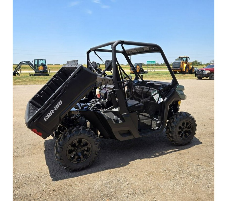 2026 Can-Am® Defender DPS HD10