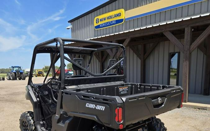2026 Can-Am® Defender DPS HD10