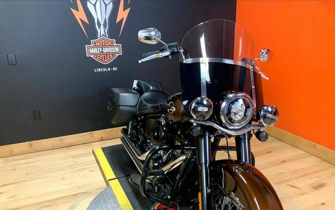 2019 Harley-Davidson® FLHC - Softail® Heritage Classic