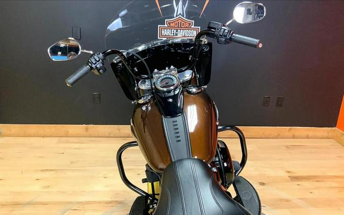 2019 Harley-Davidson® FLHC - Softail® Heritage Classic