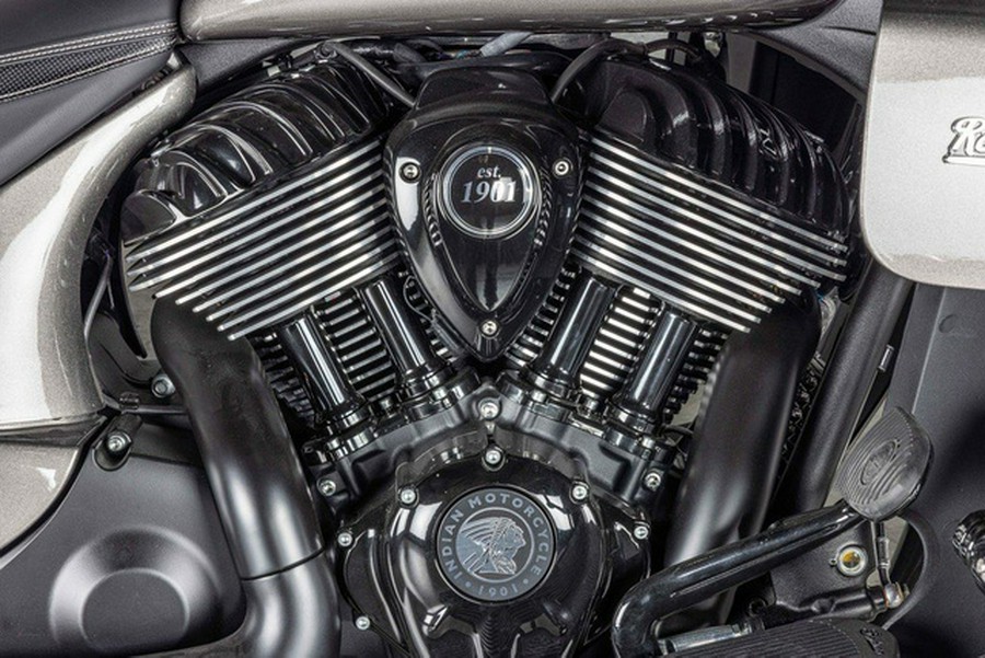 2025 Indian Roadmaster Dark Horse W/Powerband Audio Heavy Me