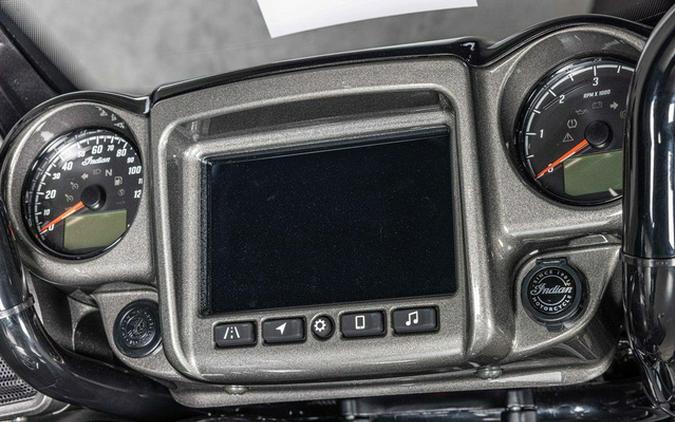 2025 Indian Roadmaster Dark Horse W/Powerband Audio Heavy Me