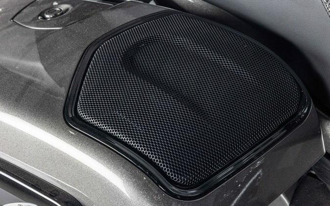 2025 Indian Roadmaster Dark Horse W/Powerband Audio Heavy Me