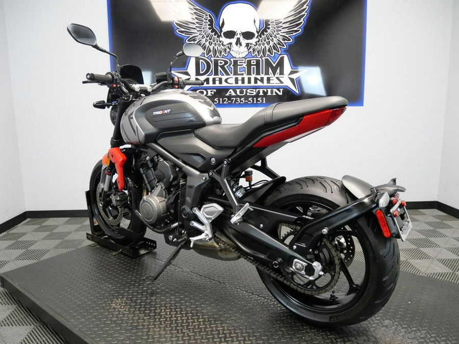 2022 Triumph Trident 660 Silver Ice Diablo Red