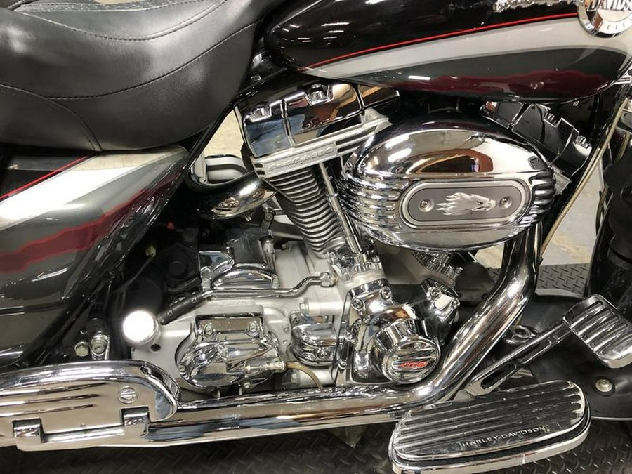 2006 Harley-Davidson® FLHTCUSE - Ultra Classic® Electra Glide® Screamin' Eagle®