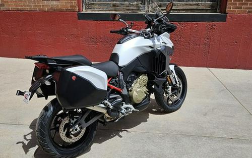 2026 Ducati Multistrada V4 S Travel & Radar Arctic White