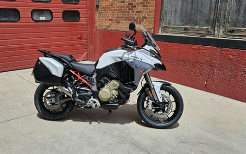 2026 Ducati Multistrada V4 S Travel & Radar Arctic White