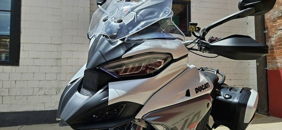 2026 Ducati Multistrada V4 S Travel & Radar Arctic White