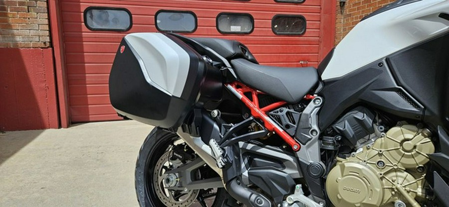 2026 Ducati Multistrada V4 S Travel & Radar Arctic White