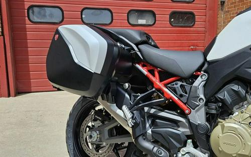 2026 Ducati Multistrada V4 S Travel & Radar Arctic White