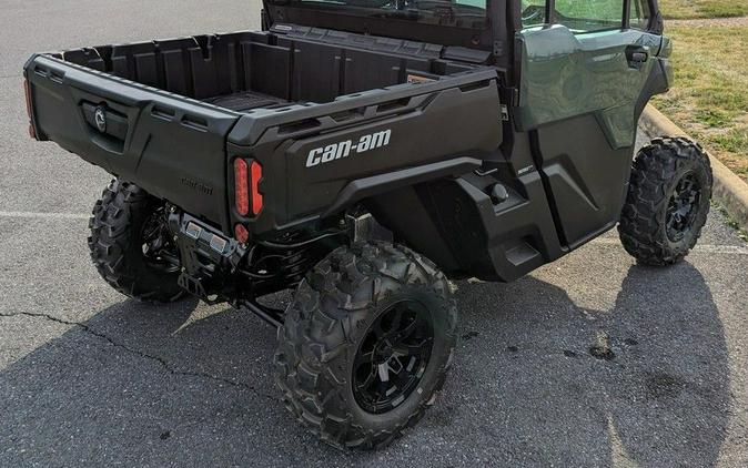 2024 Can-Am® Defender DPS CAB HD9