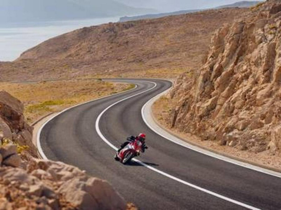 2025 Honda® CBR650R E-Clutch