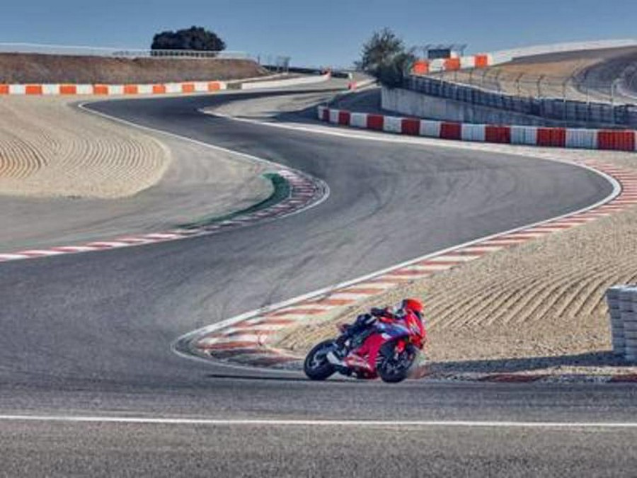 2025 Honda® CBR650R E-Clutch