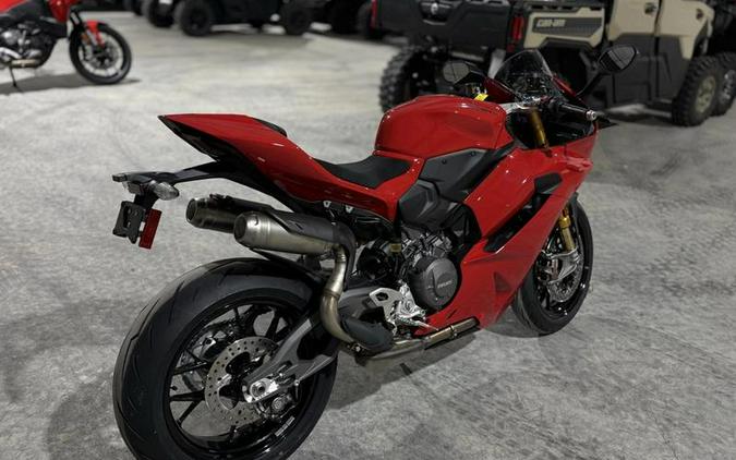 2025 Ducati Panigale V2 S