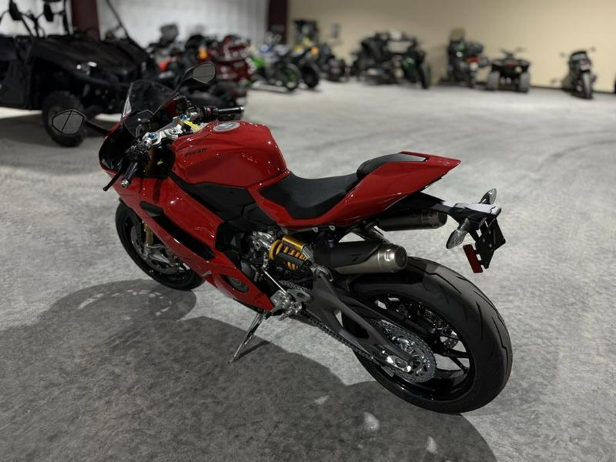 2025 Ducati Panigale V2 S