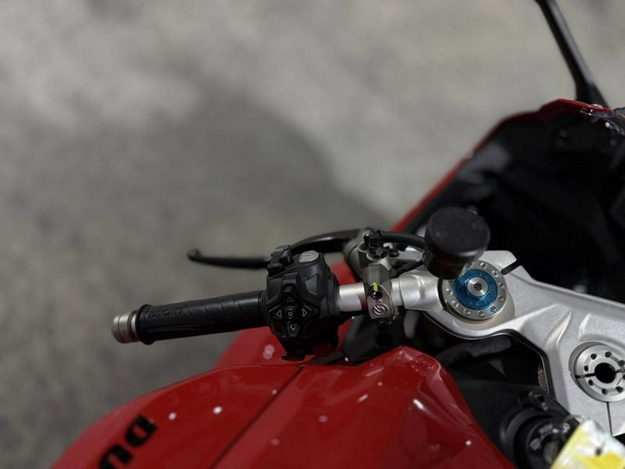 2025 Ducati Panigale V2 S