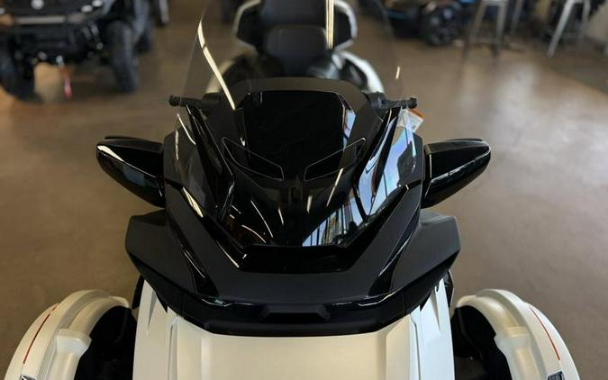 2026 Can-Am® Spyder RT Sea-to-Sky