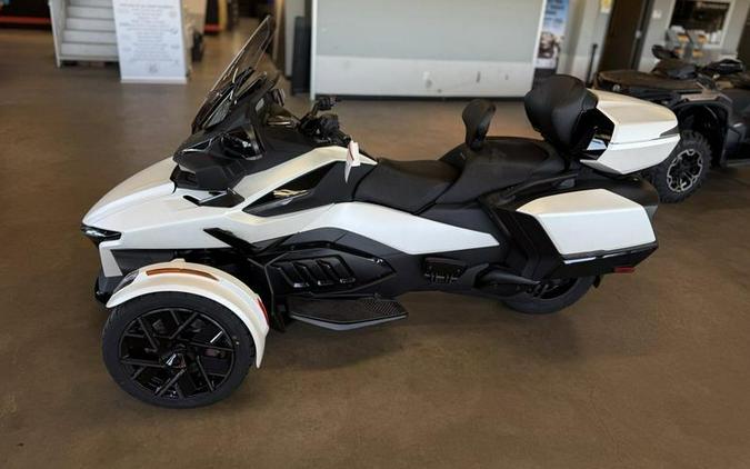 2026 Can-Am® Spyder RT Sea-to-Sky