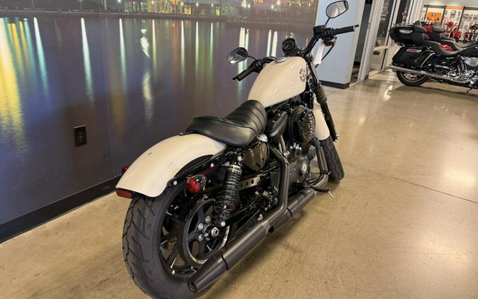 XL 883N 2022 Iron 883