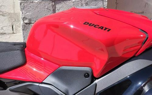 2026 Ducati Panigale V4 S Corse