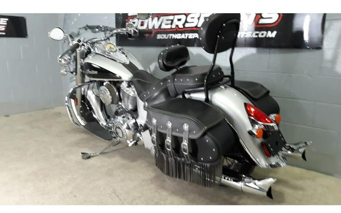 2018 CHIEF VINTAGE - Indian Motorcycle