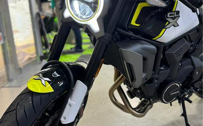 2023 CFMOTO 700CL-X Sport