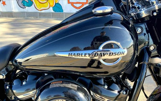 2019 Harley-Davidson® FLHC - Softail® Heritage Classic