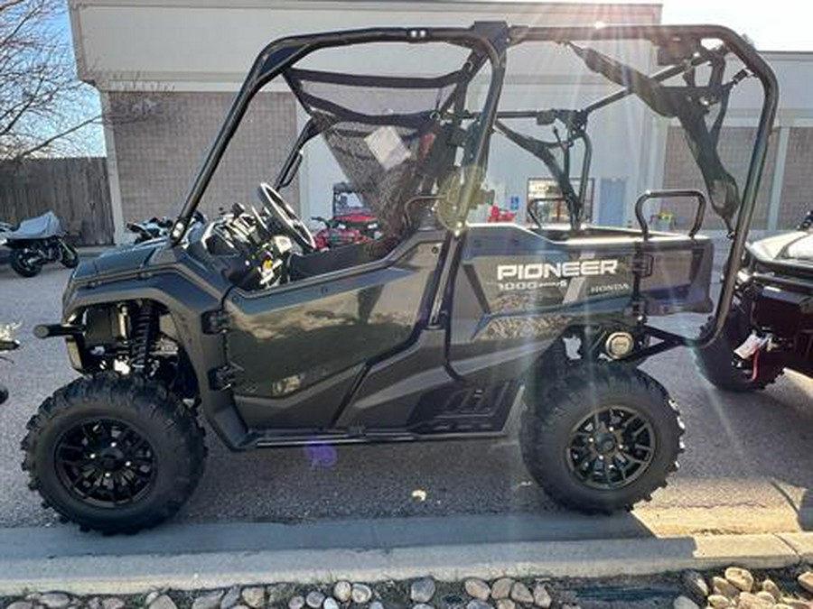 2024 Honda Pioneer 1000-5 Deluxe