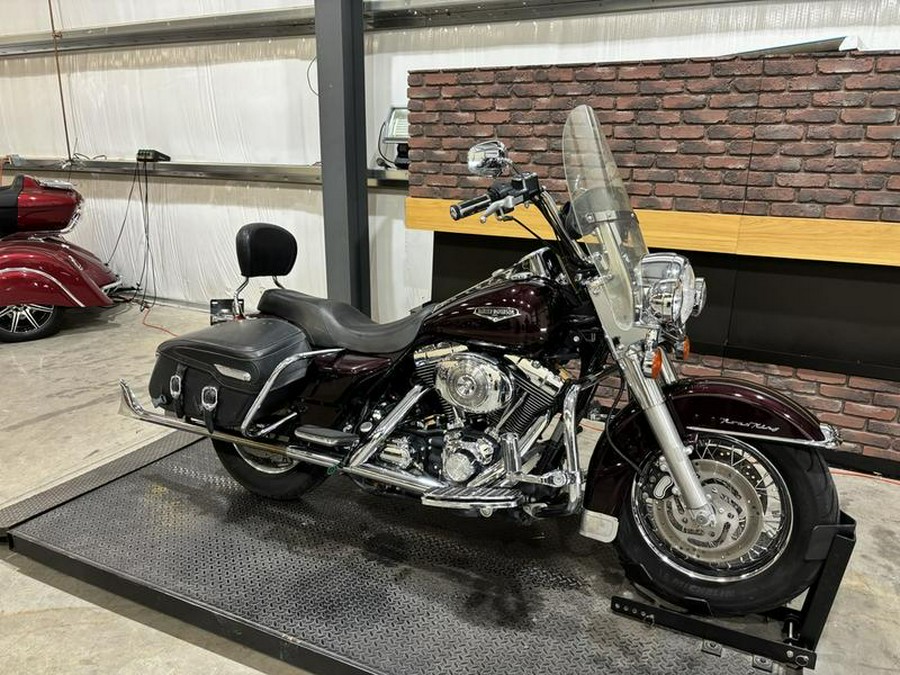 2006 Harley-Davidson® FLHRCI - Road King® Classic