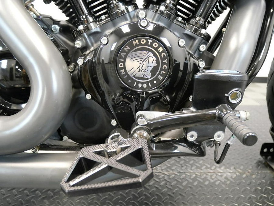 2023 Indian Motorcycle® Sport Chief Stealth Gray