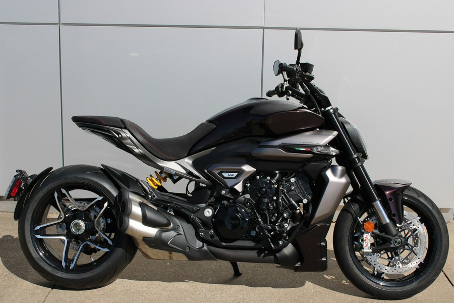 2026 XDiavel V4 - Ducati