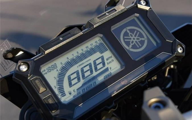 2016 FJ-09 - Yamaha