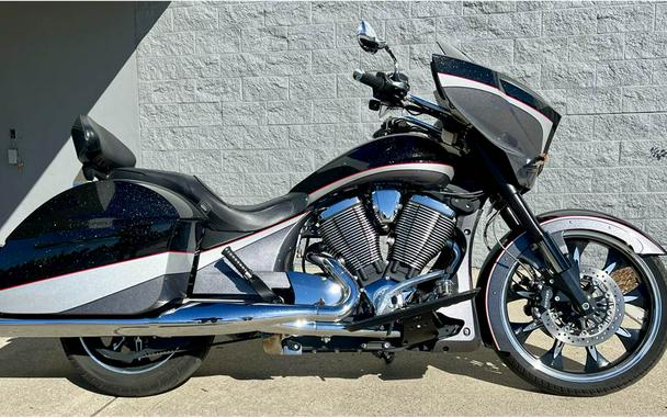 2015 Victory Motorcycles MAGNUM