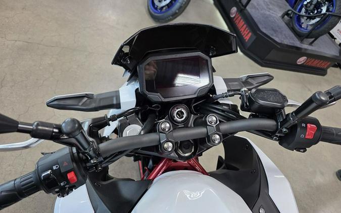 2026 Kawasaki Z500 SE ABS