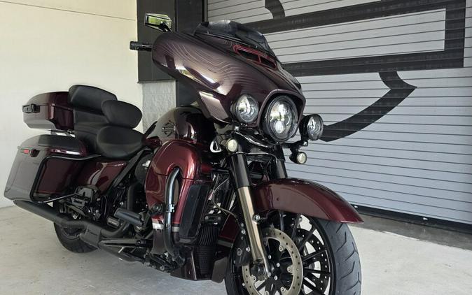2019 Harley-Davidson® CVO™ Street Glide®