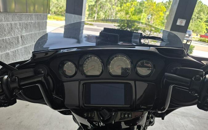 2019 Harley-Davidson® CVO™ Street Glide®