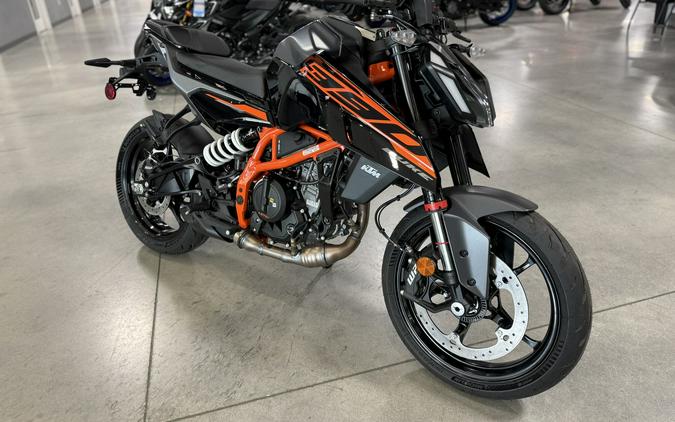 2026 KTM Duke 390