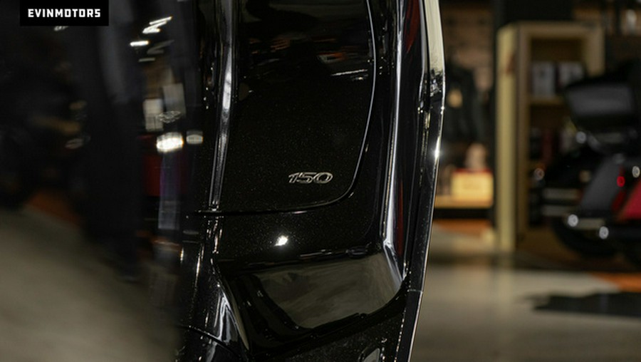 2023 Vespa PRIMAVERA 150 BLACK & RED US MY23