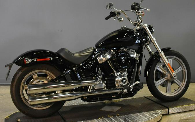 2022 Harley-Davidson Softail Standard