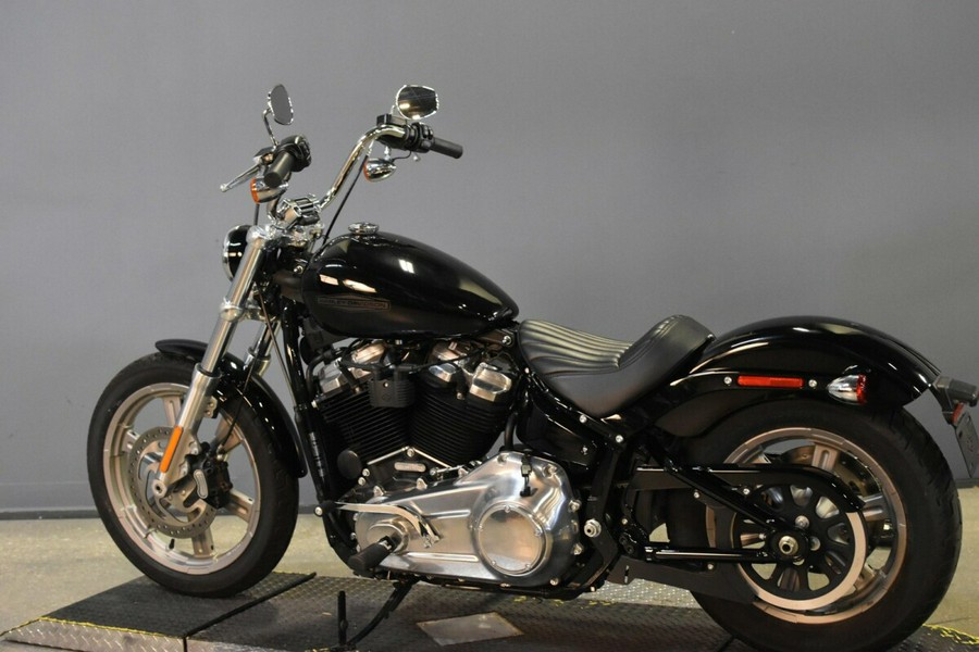 2022 Harley-Davidson Softail Standard